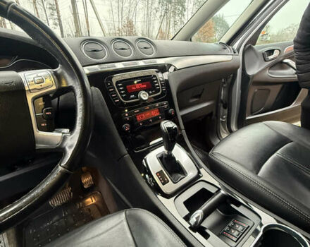 Серый Форд С-Макс, объемом двигателя 2 л и пробегом 254 тыс. км за 8899 $, фото 50 на Automoto.ua