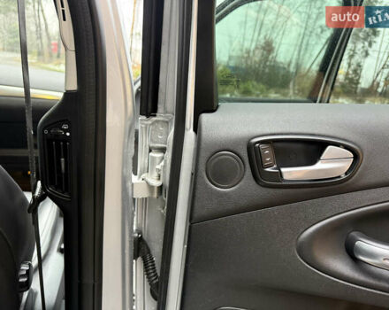 Серый Форд С-Макс, объемом двигателя 2 л и пробегом 254 тыс. км за 8899 $, фото 38 на Automoto.ua