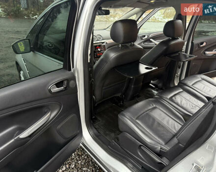 Серый Форд С-Макс, объемом двигателя 2 л и пробегом 254 тыс. км за 8899 $, фото 43 на Automoto.ua