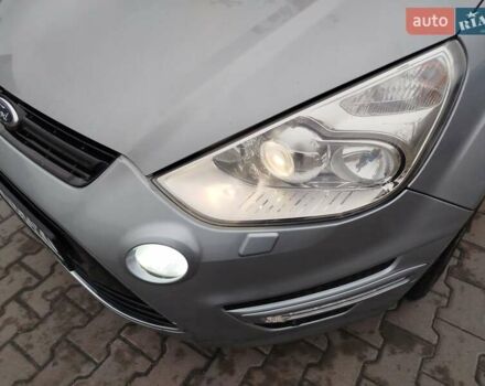 Серый Форд С-Макс, объемом двигателя 2 л и пробегом 207 тыс. км за 10490 $, фото 15 на Automoto.ua