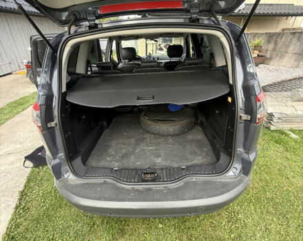 Серый Форд С-Макс, объемом двигателя 1.56 л и пробегом 215 тыс. км за 12800 $, фото 13 на Automoto.ua