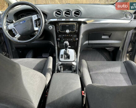 Форд С-Макс 2013 в Николаеве на Automoto.ua Серый Форд С-Макс, объемом двигателя 2 л и пробегом 203 тыс. км за 9500 $, фото 4 на Automoto.ua