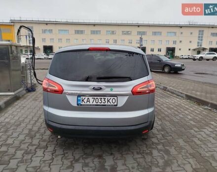 Серый Форд С-Макс, объемом двигателя 2 л и пробегом 207 тыс. км за 10490 $, фото 13 на Automoto.ua