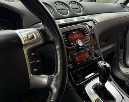 Серый Форд С-Макс, объемом двигателя 2 л и пробегом 254 тыс. км за 8899 $, фото 53 на Automoto.ua