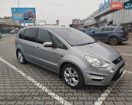 Серый Форд С-Макс, объемом двигателя 2 л и пробегом 207 тыс. км за 10490 $, фото 2 на Automoto.ua