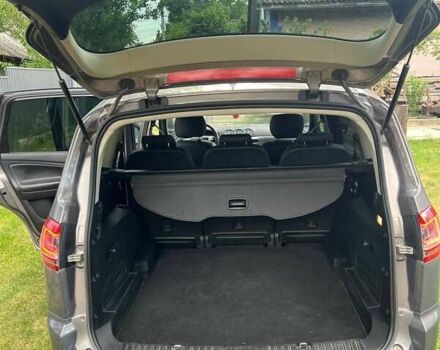 Серый Форд С-Макс, объемом двигателя 2 л и пробегом 256 тыс. км за 11800 $, фото 13 на Automoto.ua