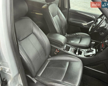 Серый Форд С-Макс, объемом двигателя 2 л и пробегом 254 тыс. км за 8899 $, фото 32 на Automoto.ua