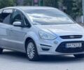 Сірий Форд С-Макс, об'ємом двигуна 2 л та пробігом 240 тис. км за 7999 $, фото 3 на Automoto.ua