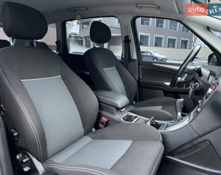 Сірий Форд С-Макс, об'ємом двигуна 2 л та пробігом 213 тис. км за 8250 $, фото 26 на Automoto.ua