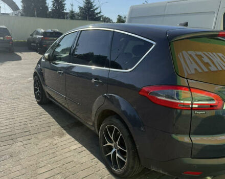 Серый Форд С-Макс, объемом двигателя 1.56 л и пробегом 215 тыс. км за 12800 $, фото 1 на Automoto.ua