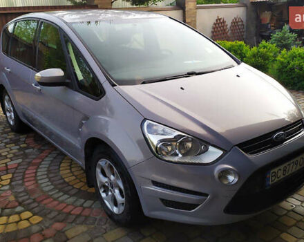 Серый Форд С-Макс, объемом двигателя 2 л и пробегом 152 тыс. км за 12550 $, фото 4 на Automoto.ua