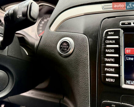 Серый Форд С-Макс, объемом двигателя 2 л и пробегом 330 тыс. км за 11450 $, фото 34 на Automoto.ua