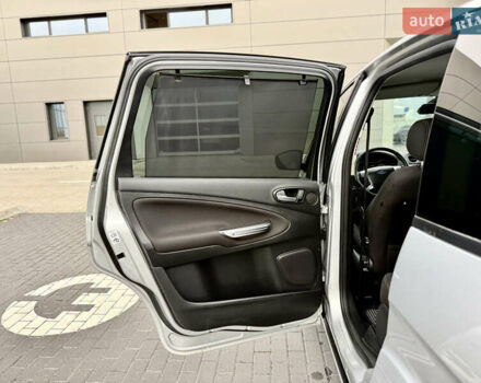 Серый Форд С-Макс, объемом двигателя 2 л и пробегом 330 тыс. км за 11450 $, фото 42 на Automoto.ua