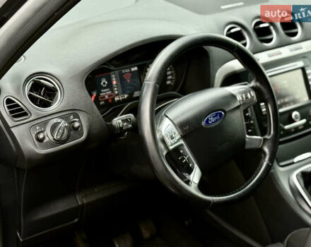 Серый Форд С-Макс, объемом двигателя 2 л и пробегом 330 тыс. км за 11450 $, фото 27 на Automoto.ua