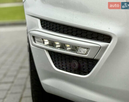 Серый Форд С-Макс, объемом двигателя 2 л и пробегом 330 тыс. км за 11450 $, фото 4 на Automoto.ua