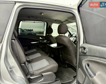 Серый Форд С-Макс, объемом двигателя 2 л и пробегом 330 тыс. км за 11450 $, фото 54 на Automoto.ua