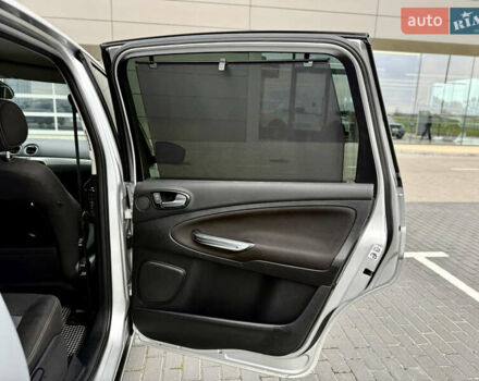 Серый Форд С-Макс, объемом двигателя 2 л и пробегом 330 тыс. км за 11450 $, фото 52 на Automoto.ua