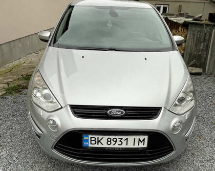 Серый Форд С-Макс, объемом двигателя 2 л и пробегом 219 тыс. км за 12500 $, фото 2 на Automoto.ua