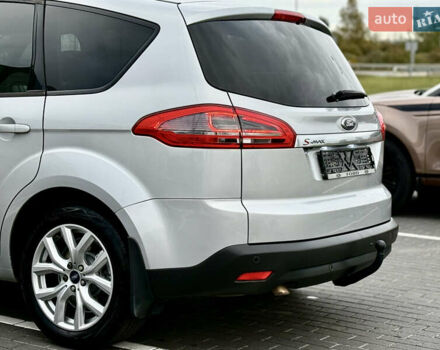 Серый Форд С-Макс, объемом двигателя 2 л и пробегом 330 тыс. км за 11450 $, фото 16 на Automoto.ua