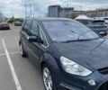 Сірий Форд С-Макс, об'ємом двигуна 2 л та пробігом 250 тис. км за 9500 $, фото 1 на Automoto.ua