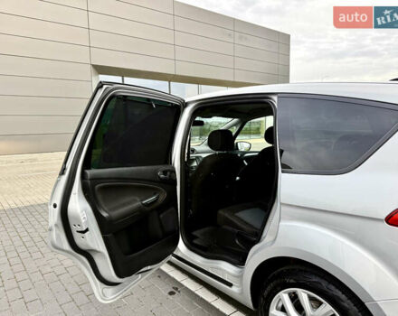 Серый Форд С-Макс, объемом двигателя 2 л и пробегом 330 тыс. км за 11450 $, фото 41 на Automoto.ua