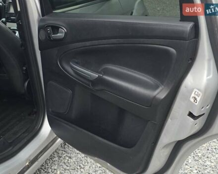 Серый Форд С-Макс, объемом двигателя 2 л и пробегом 163 тыс. км за 8999 $, фото 32 на Automoto.ua