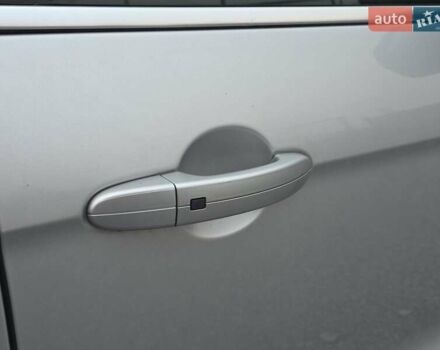 Серый Форд С-Макс, объемом двигателя 2 л и пробегом 163 тыс. км за 8999 $, фото 30 на Automoto.ua