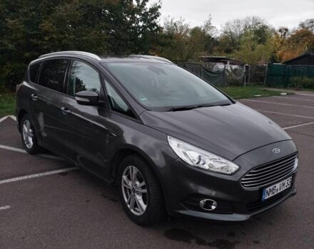 Серый Форд С-Макс, объемом двигателя 1.5 л и пробегом 97 тыс. км за 14900 $, фото 2 на Automoto.ua