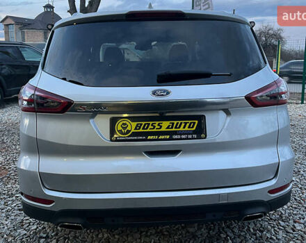 Серый Форд С-Макс, объемом двигателя 2 л и пробегом 158 тыс. км за 15000 $, фото 5 на Automoto.ua