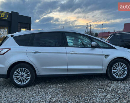 Серый Форд С-Макс, объемом двигателя 2 л и пробегом 158 тыс. км за 15000 $, фото 7 на Automoto.ua