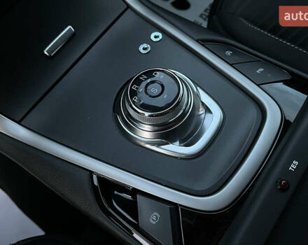 Серый Форд С-Макс, объемом двигателя 2 л и пробегом 158 тыс. км за 15000 $, фото 13 на Automoto.ua