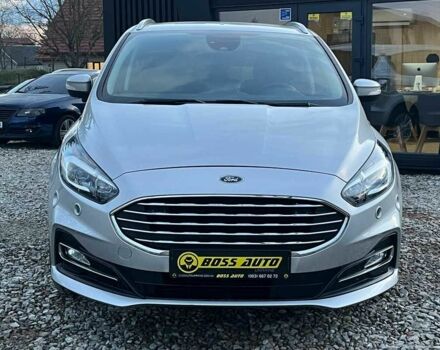 Серый Форд С-Макс, объемом двигателя 2 л и пробегом 158 тыс. км за 15000 $, фото 1 на Automoto.ua