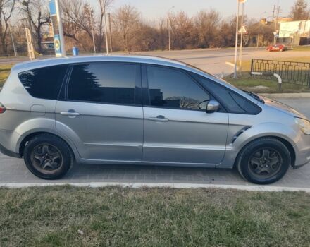 Форд С-Макс 2007 у Львові на Automoto.ua Сірий Форд С-Макс, об'ємом двигуна 1.8 л та пробігом 306 тис. км за 4800 $, фото 9 на Automoto.ua