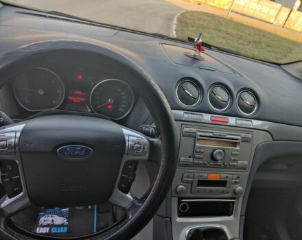 Форд С-Макс 2007 у Львові на Automoto.ua Сірий Форд С-Макс, об'ємом двигуна 1.8 л та пробігом 306 тис. км за 4800 $, фото 4 на Automoto.ua