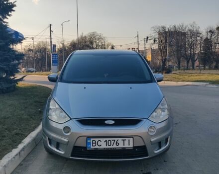 Форд С-Макс 2007 у Львові на Automoto.ua Сірий Форд С-Макс, об'ємом двигуна 1.8 л та пробігом 306 тис. км за 4800 $, фото 10 на Automoto.ua