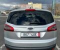 Серый Форд С-Макс, объемом двигателя 2 л и пробегом 175 тыс. км за 9000 $, фото 3 на Automoto.ua
