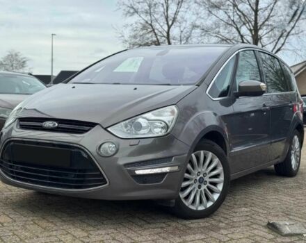 Серый Форд С-Макс, объемом двигателя 1.6 л и пробегом 83 тыс. км за 7600 $, фото 2 на Automoto.ua