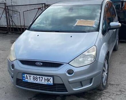 Сірий Форд С-Макс, об'ємом двигуна 2 л та пробігом 250 тис. км за 5600 $, фото 1 на Automoto.ua
