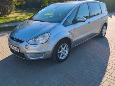 Серый Форд С-Макс, объемом двигателя 2 л и пробегом 290 тыс. км за 6700 $, фото 1 на Automoto.ua