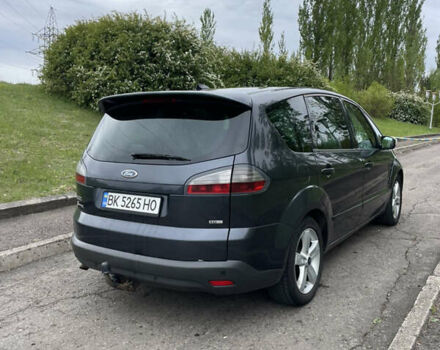 Сірий Форд С-Макс, об'ємом двигуна 2 л та пробігом 344 тис. км за 5950 $, фото 1 на Automoto.ua