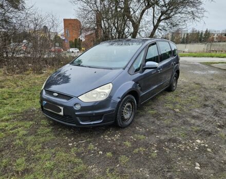 Серый Форд С-Макс, объемом двигателя 1.8 л и пробегом 346 тыс. км за 2400 $, фото 1 на Automoto.ua