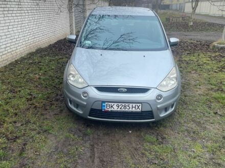 Серый Форд С-Макс, объемом двигателя 1.8 л и пробегом 220 тыс. км за 6600 $, фото 1 на Automoto.ua