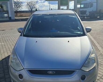 Серый Форд С-Макс, объемом двигателя 2 л и пробегом 232 тыс. км за 6500 $, фото 1 на Automoto.ua