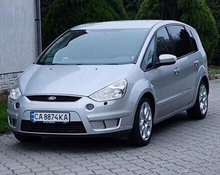 Серый Форд С-Макс, объемом двигателя 1.75 л и пробегом 382 тыс. км за 4500 $, фото 1 на Automoto.ua