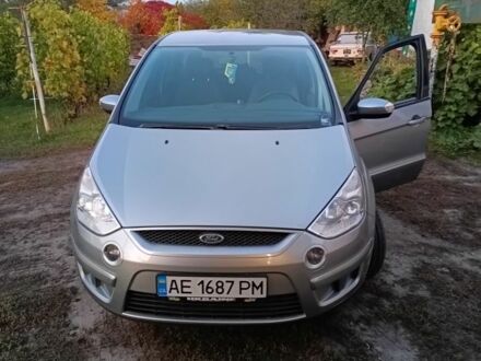 Сірий Форд С-Макс, об'ємом двигуна 2 л та пробігом 306 тис. км за 5996 $, фото 1 на Automoto.ua