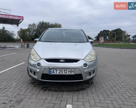 Сірий Форд С-Макс, об'ємом двигуна 1.75 л та пробігом 336 тис. км за 5200 $, фото 1 на Automoto.ua