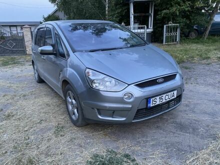 Сірий Форд С-Макс, об'ємом двигуна 2 л та пробігом 2 тис. км за 3500 $, фото 1 на Automoto.ua