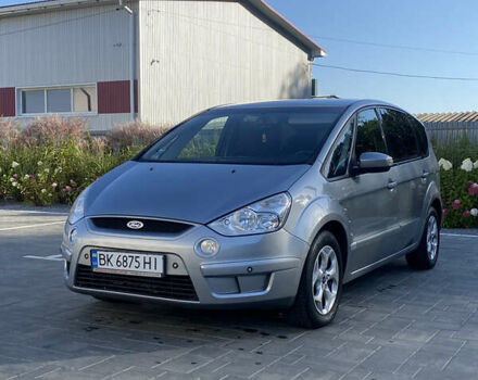 Серый Форд С-Макс, объемом двигателя 1.8 л и пробегом 214 тыс. км за 6199 $, фото 1 на Automoto.ua