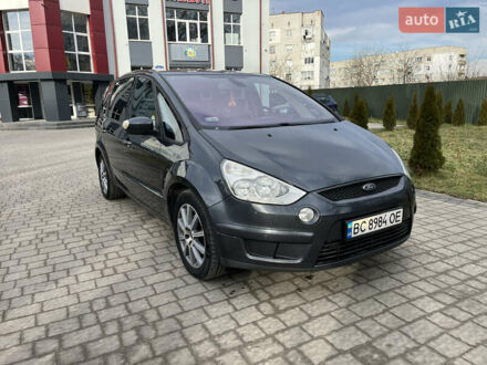Форд С-Макс 2008 в Львове на Automoto.ua Серый Форд С-Макс, объемом двигателя 1.8 л и пробегом 311 тыс. км за 6350 $, фото 1 на Automoto.ua