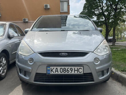 Форд С-Макс 2008 в Киеве на Automoto.ua Серый Форд С-Макс, объемом двигателя 2 л и пробегом 320 тыс. км за 6900 $, фото 1 на Automoto.ua